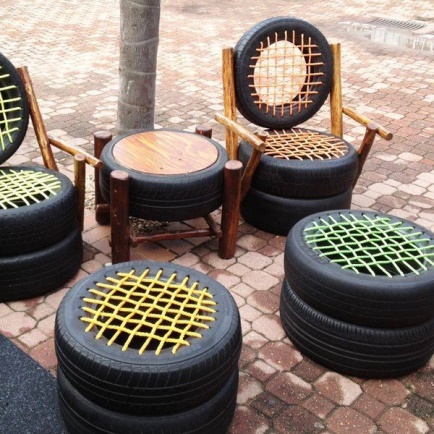 Những mẫu bàn, ghế xinh xắn bạn có thể tự tay tái chế ở nhà - designs.vn