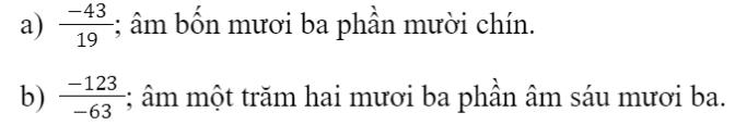 CHƯƠNG 5. PHÂN SỐ VÀ SỐ THẬP PHÂNBÀI 1: PHÂN SỐ VỚI TỬ VÀ MẪU LÀ SỐ NGUYÊN1. KHÁI NIỆM PHÂN SỐBài 1: Một tòa nhà chung cư có ba tầng hầm được kí hiệu theo thứ tự từ trên xuống là B1, B2, B3. Độ cao của ba tầng hầm là bằng nhau. Biết rằng độ cao của mặt sàn tầng hầm B3 so với mặt đất là -10 m. Tính độ cao của mặt sàn tầng hầm B1 so với mặt đất.Giải nhanh:Bài 2: Viết kết quả của phép chia a : b trong mỗi trường hợp sau theo mẫuGiải nhanh:Bài 3: Viết và đọc phân số trong mỗi trường hợp sau:a) Tử số là - 6, mẫu số là 17; b) Tử số là - 12, mẫu số là -37.Giải nhanh:Bài 4: Cách viết nào dưới đây cho ta phân sốGiải nhanh:2. PHÂN SỐ BẰNG NHAUBài 1: a) Viết các phân số biểu thị phần đã tô màu trong mỗi hình bên.b) Hai phân số đó có bằng nhau không?Giải nhanh:Ta xét hình:Phân số biểu thị cho phần đã tô màu là: 1/4Ta xét hình:Giải nhanh:1.8 = 2.4Bài 3: Các cặp phân số sau có bằng nhau không? Vì sao?Giải nhanh:a) Bằng nhaub) Không bằng nhauIII. TÍNH CHẤT CƠ BẢN CỦA PHÂN SỐGiải nhanh:Giải nhanh:Bài 3: Nêu cách rút gọn phân số với tử và mẫu là số nguyên dương về phân số tối giản.Phân số tối giản là phân số mà tử và mẫu chỉ có ước chung là 1 và - 1.Giải nhanh:Bước 1. Tìm ƯCLN của tử và mẫu sau khi đã bỏ đi dấu -” (nếu có)Bước 2. Chia cả tử và mẫu cho ƯCLN vừa tìm được, ta có phân số tối giản cần tìm.Bài 4: Nêu cách quy đồng mẫu nhiều phân số có tử và mẫu là số nguyên dương.Giải nhanh:Bước 1. Viết các phân số đã cho về phân số có mẫu dương. Tìm BCNN của các mẫu dương đó để làm mẫu chung.Bước 2. Tìm thừa số phụ của mỗi mẫu Bước 3. Nhân tử và mẫu của mỗi phân số ở Bước 1 với thừa số phụ tương ứng.Bài 5: Quy đồng mẫu những phân số sauGiải nhanh:BÀI TẬP