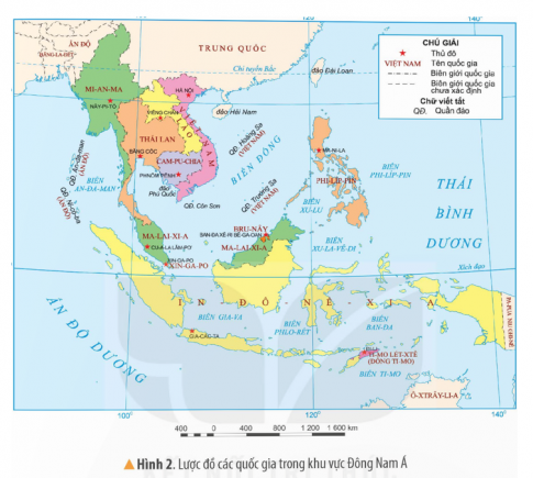 Đọc thông tin và quan sát các hình 2, em hãy:  - Xác định vị trí địa lí của khu vực Đông Nam Á trên lược đồ.